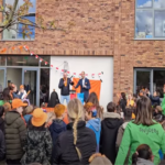 (ViDEO) Wethouder Gijs van Malsen opent Koningsspelen